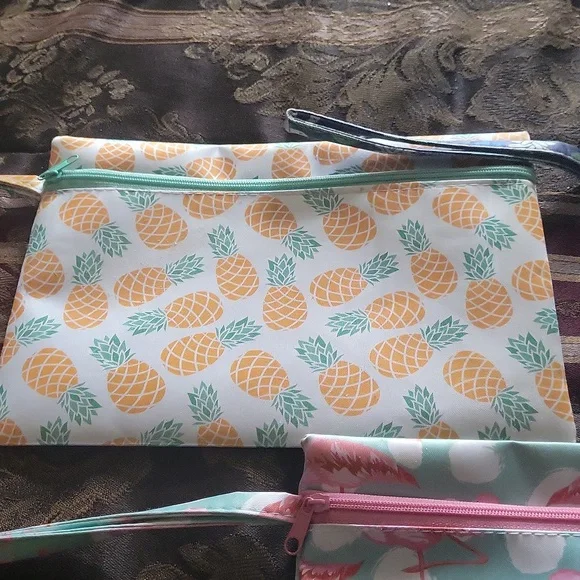 Makup Pouches Duo@45 each Silk Fill With Top Of Line Makeup Worth 75 Plus - Picture 2 of 4